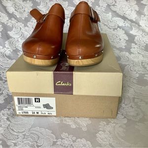 Clarks Ledella York Nutmeg Clogs US 10M